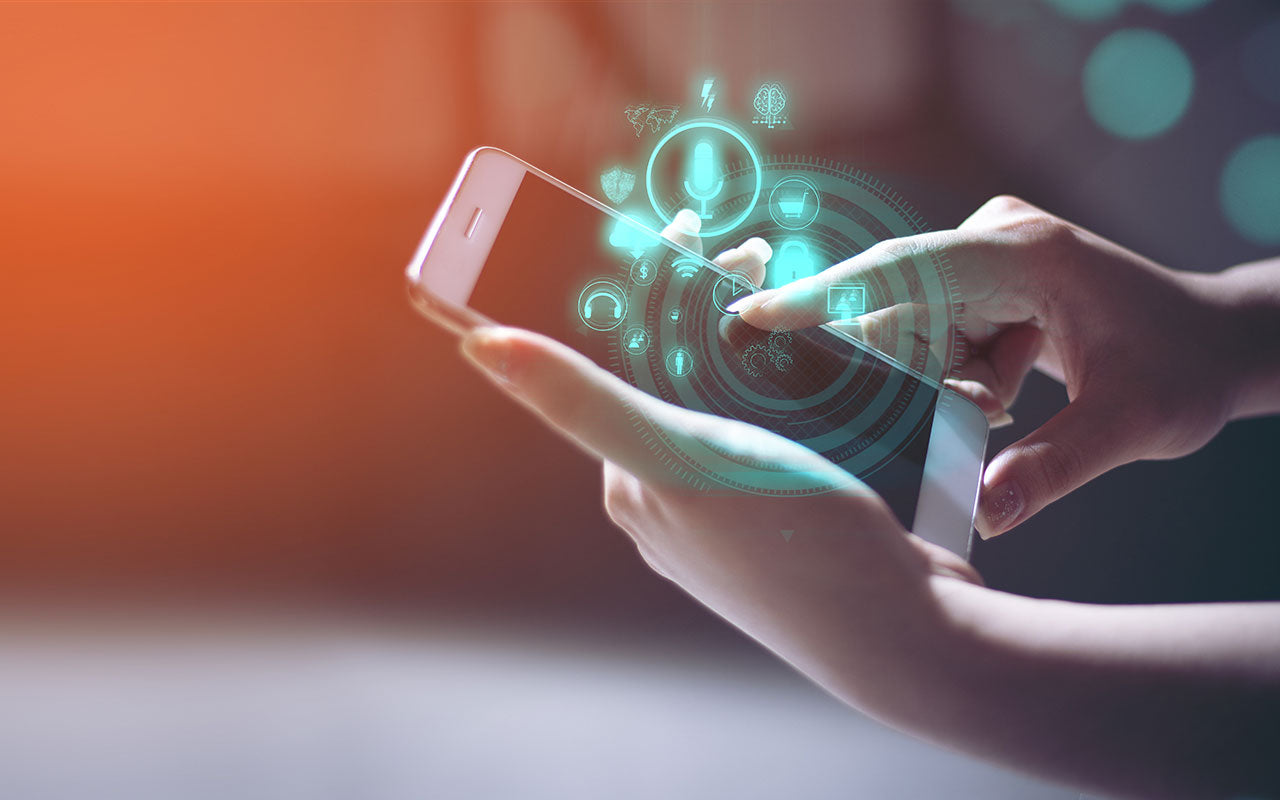 Ilustrasi teknologi haptic feedback di smartphone